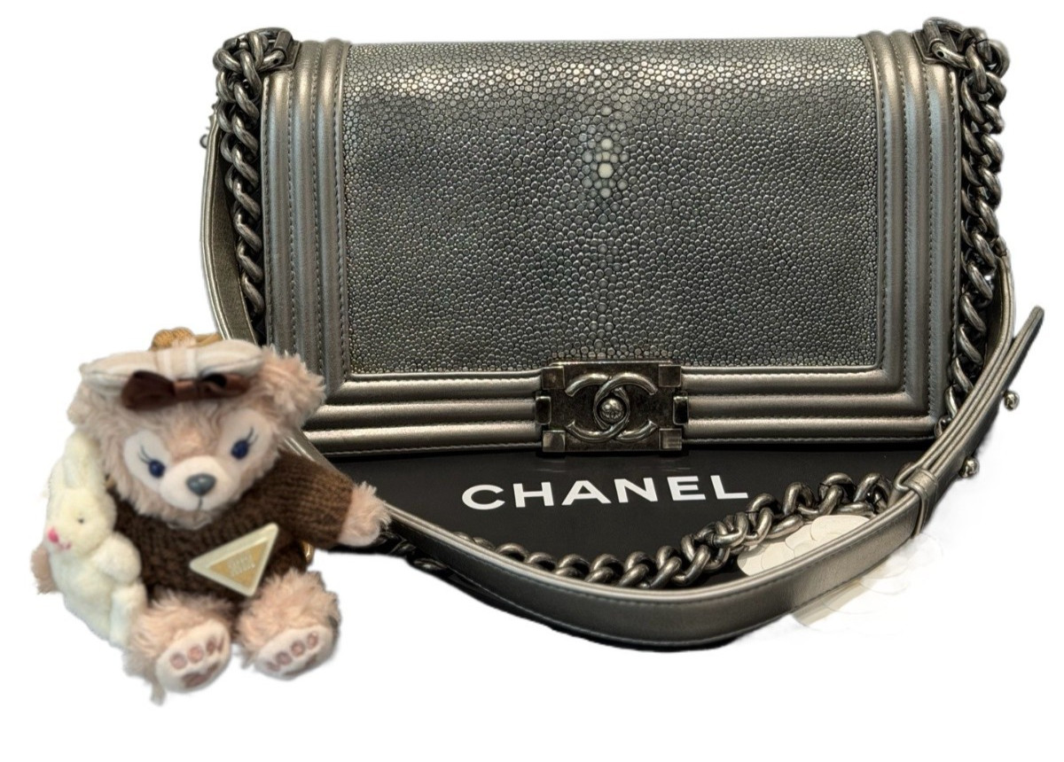 Authentic Chanel Le Boy Medium Stingray Leather Shoulder Bag Silver eBay AG