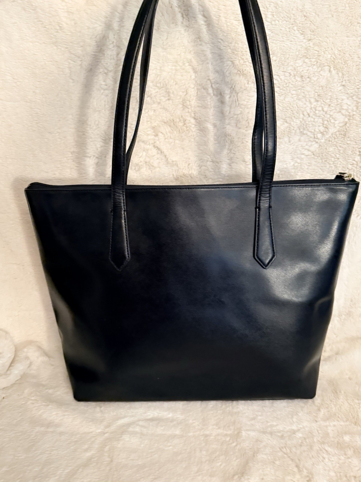 Authentic Kate Spade New York Cassy Black Large Tote w/ Removable Bow Charm