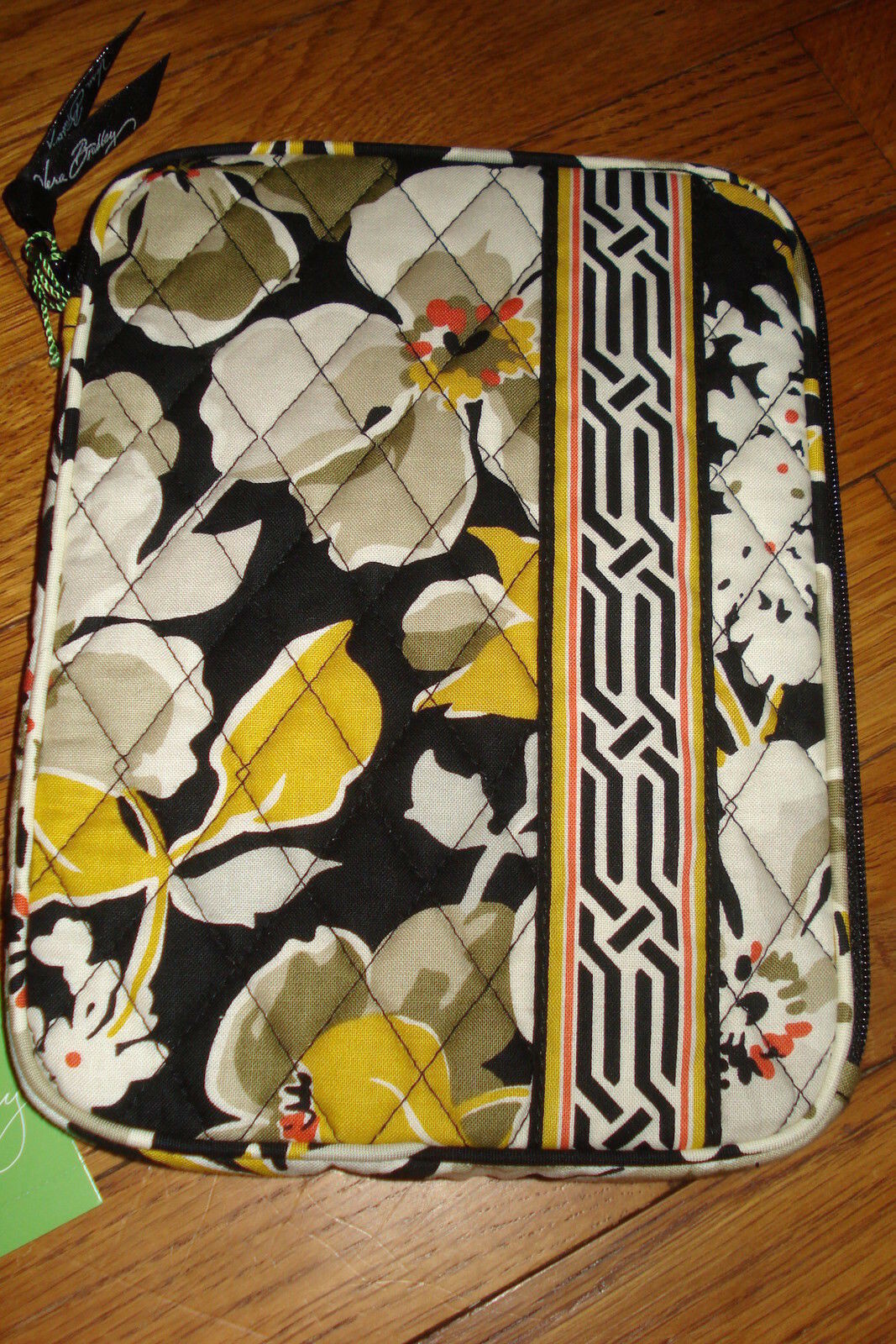 NWT Vera Bradley DOGWOOD E-Reader Sleeve Case Cute Kindle Nook E-Books $34