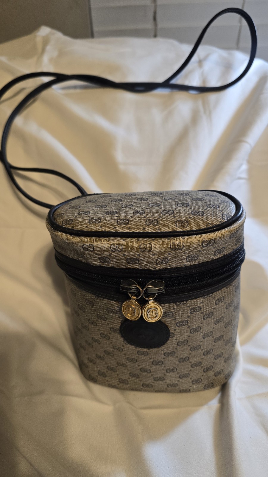 Vintage Gucci Monogram GG Supreme Canteen Binocular Vanity Crossbody Bag – Blue