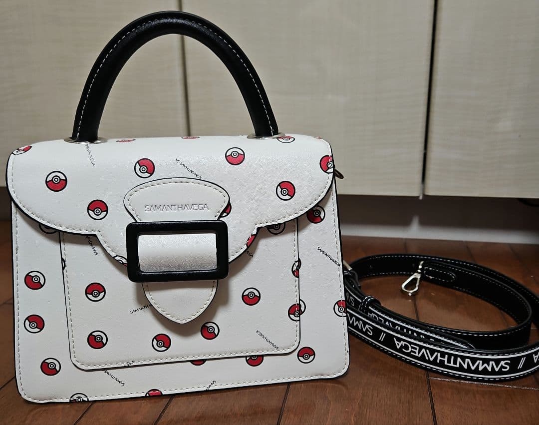 Samantha Vega Pokemon Pokeball Crossbody Handbag White Japan Used Rare