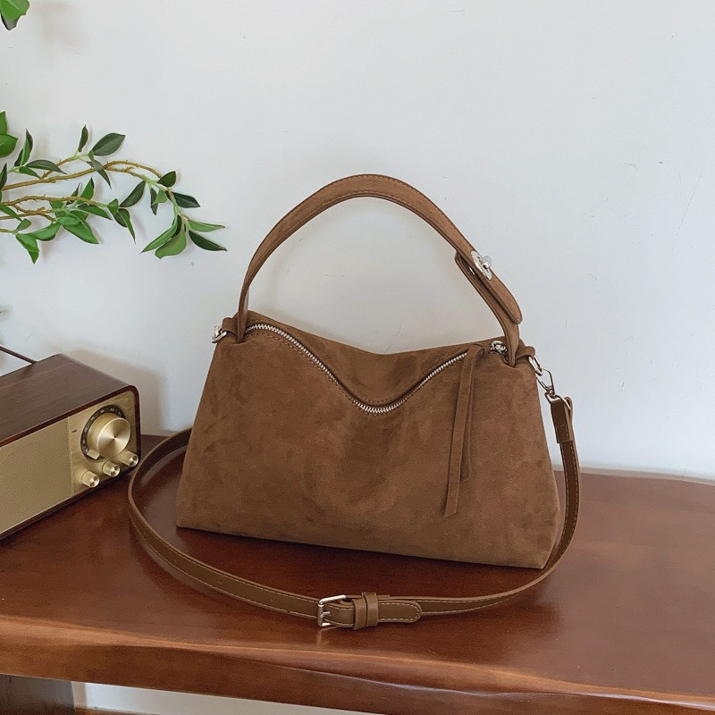 New Matte Underarm Bag Women’s Fashion Simple Handbag Large Diagonal Bag