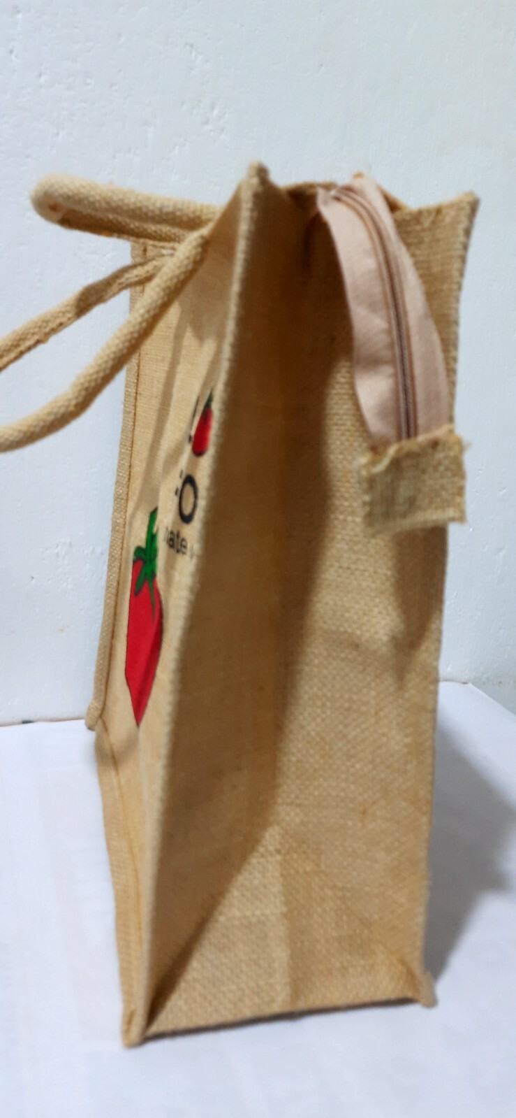Good Quality Sri Lankan Traditional Sack Handbags Eco-Friendly Women’s Fashion.