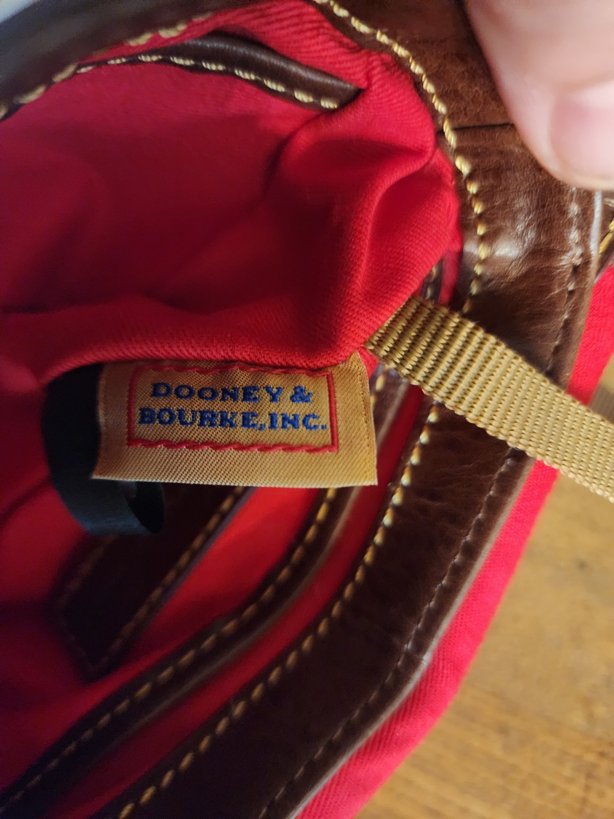 Dooney & Bourke Florentine Kitty Crossbody Chestnut Color