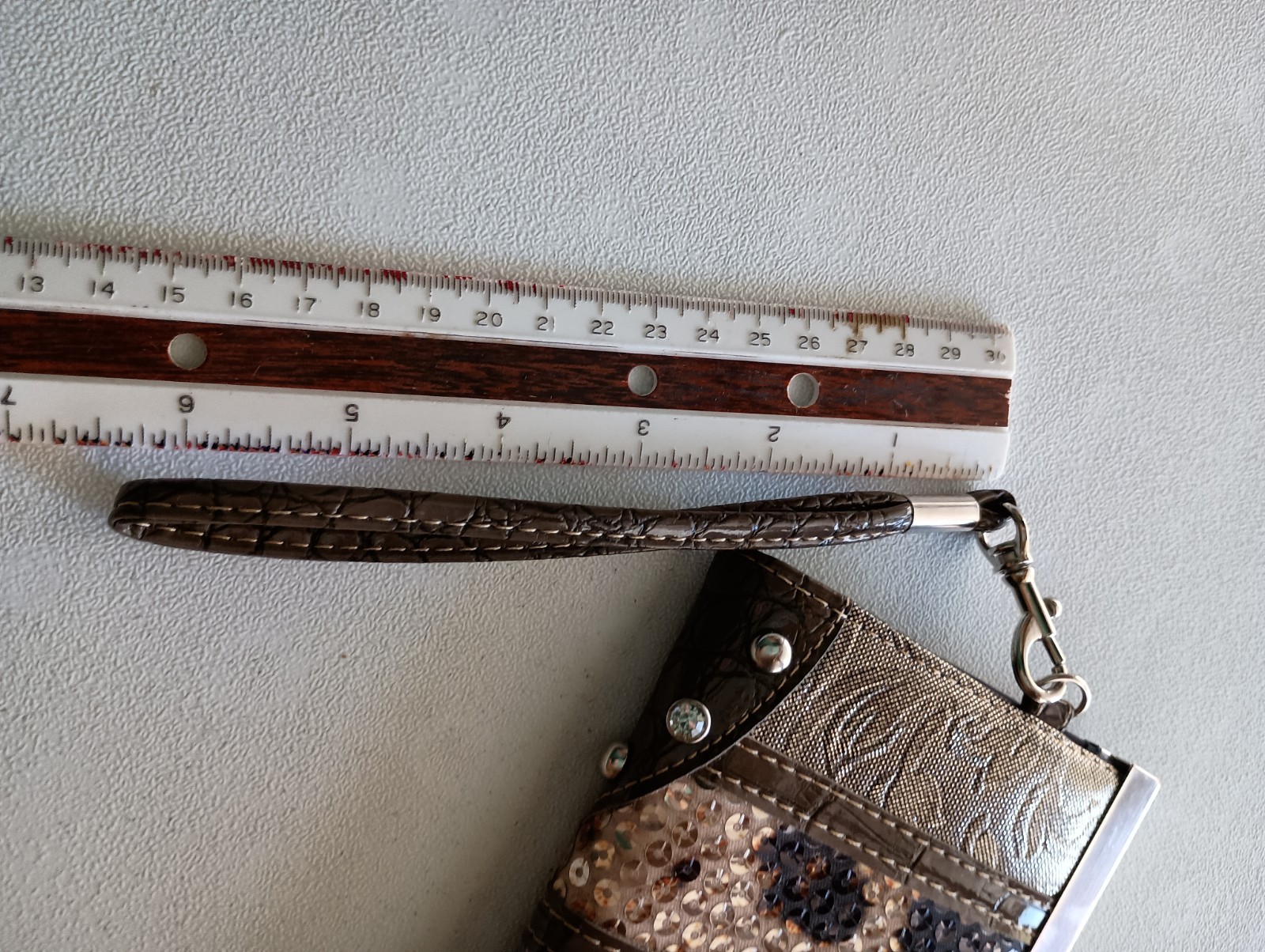 Sequence Woman’s Clutch Purse, unbranded, brown and gold patterns