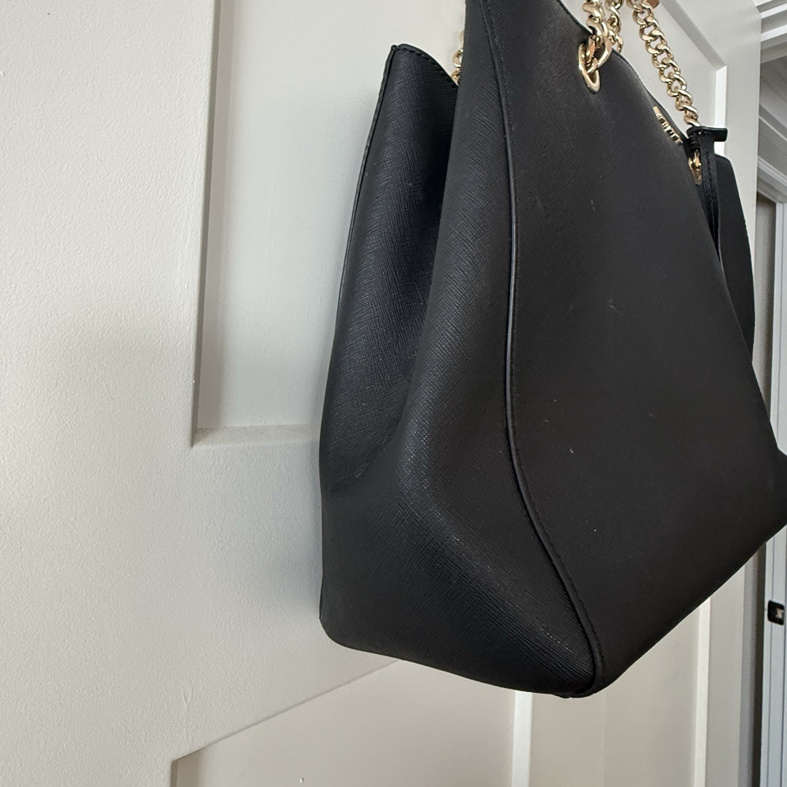 Michael Kors Susannah Large Black Saffiano Leather Shoulder Bag Gold Chains
