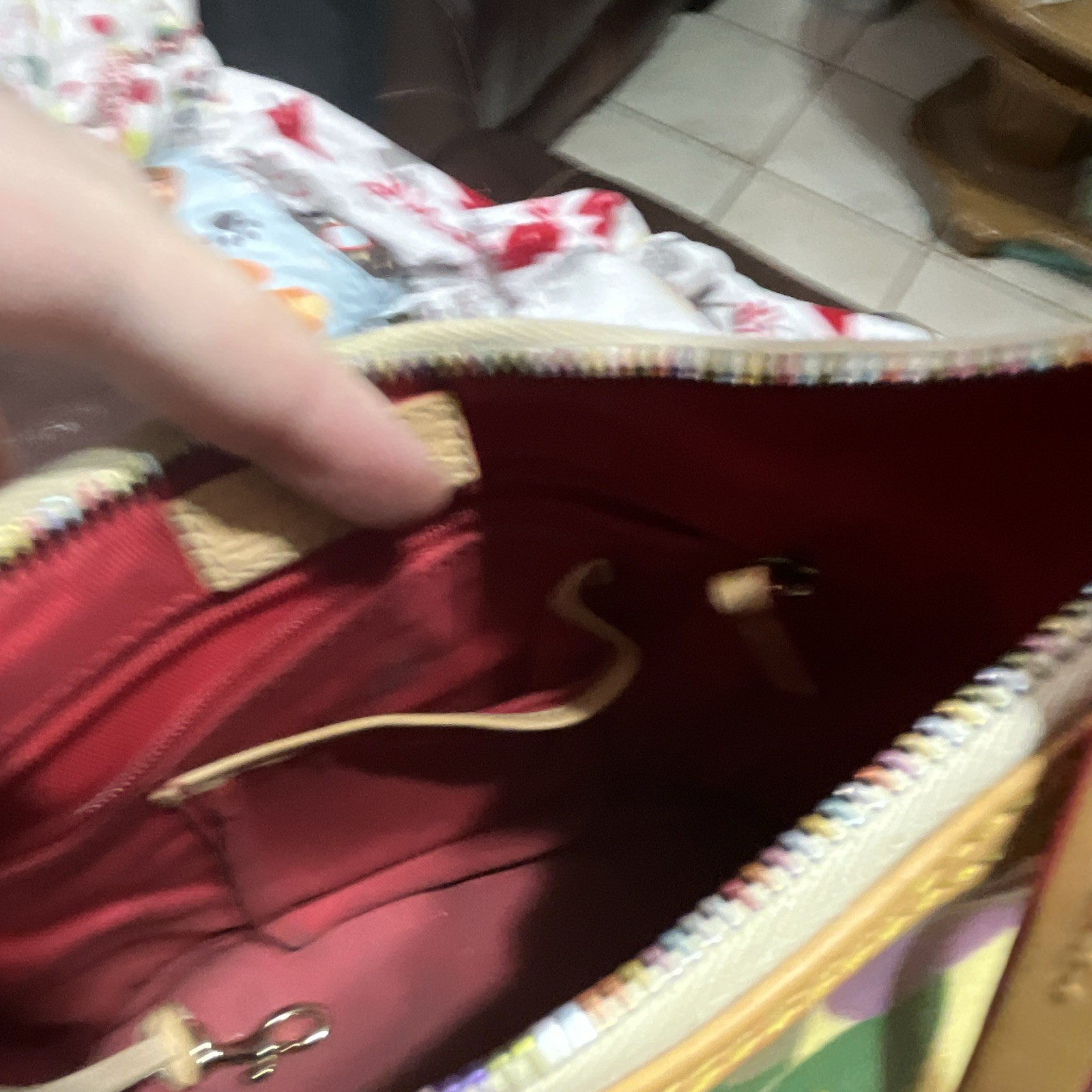 Dooney & Bourke Multicolor Logo Zip Shoulder Bag Lined Inner Pockets Gold