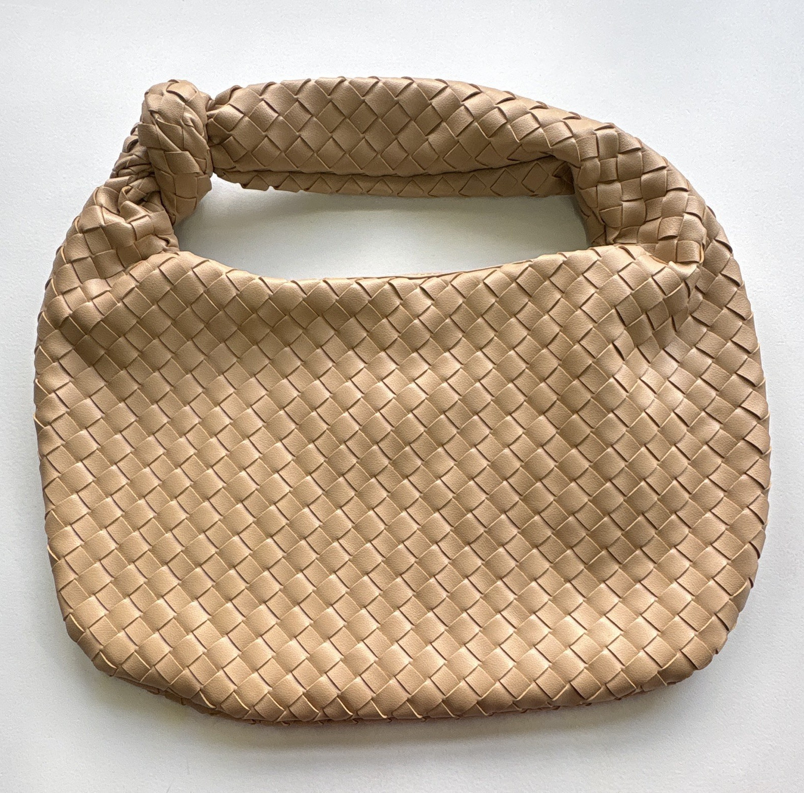 Urban Expressions Beige Woven Zip Top Handle Bag Gold Hardware Lined Pockets