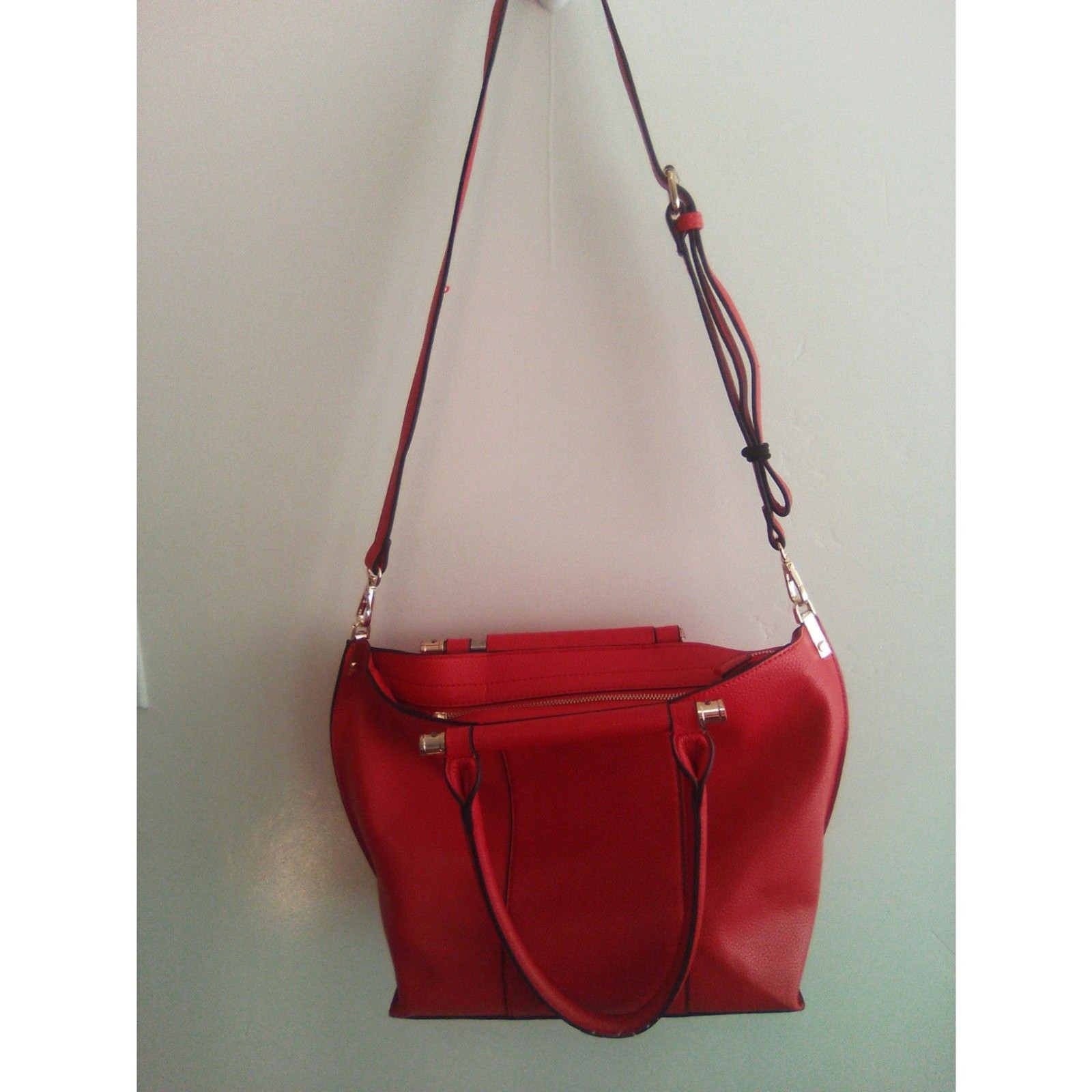 Red pebbled faux leather satchel/gold hardware/removable shoulder strap/NWOT.