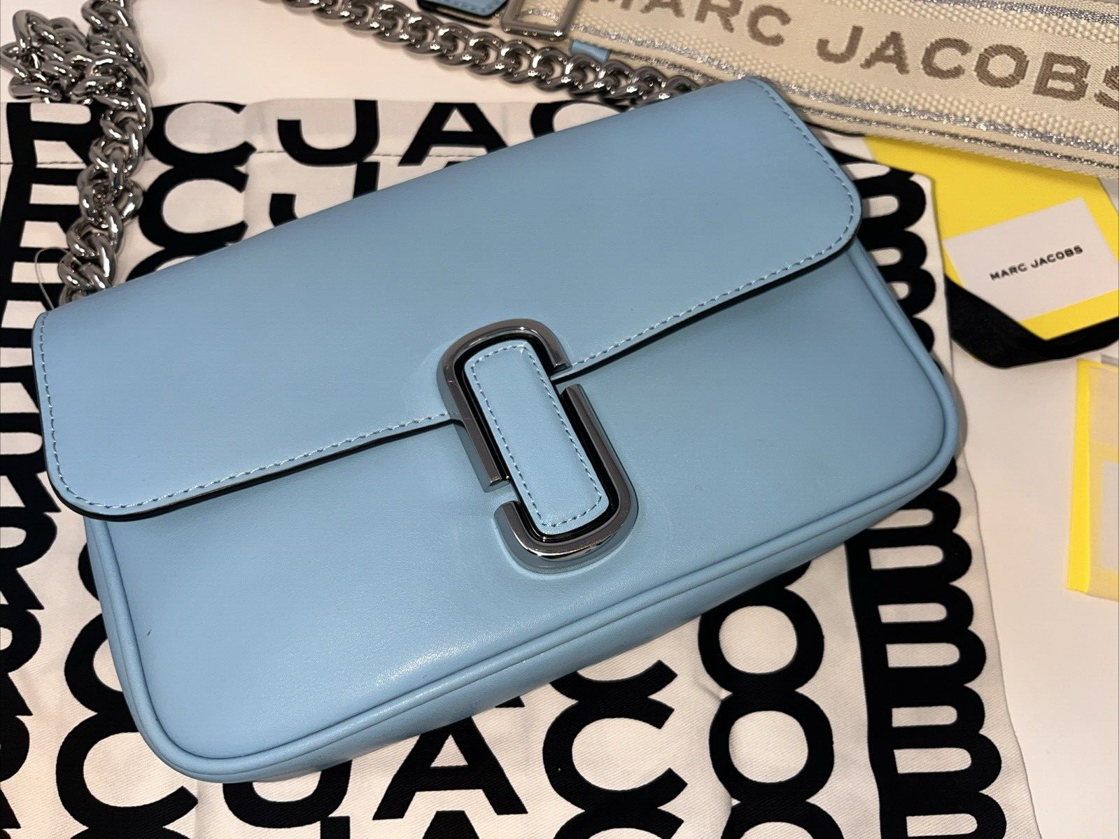 Marc Jacobs The J Air Blue Smooth Leather Shoulder Crossbody Handbag Purse