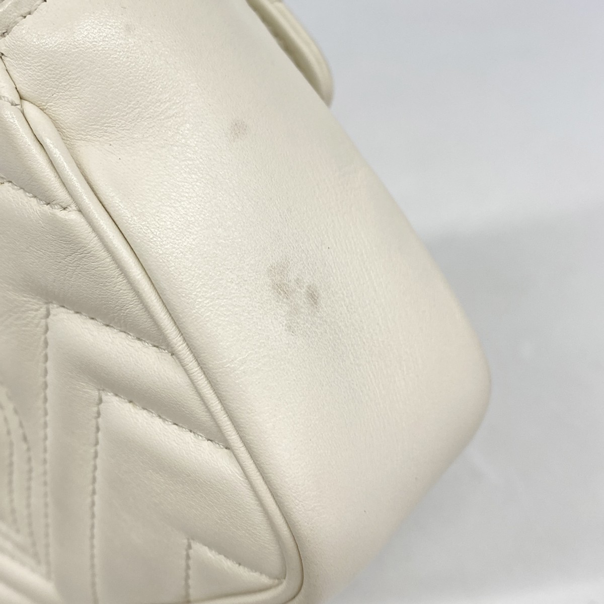 Auth [6fe6739-k] GUCCI Shoulder Bag GG Marmont 476433 Leather White Gold met…