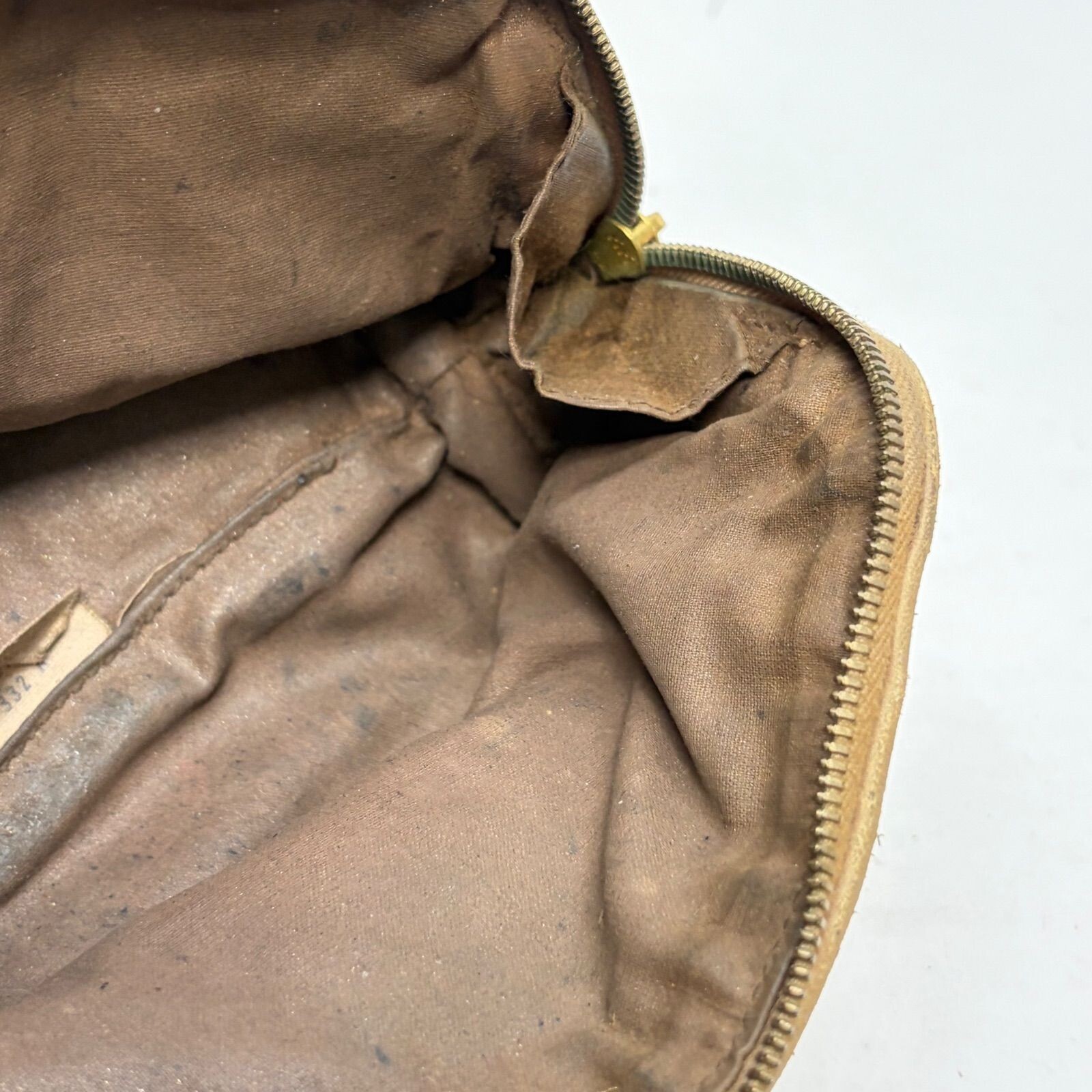 BOTTEGA VENETA Pouch Intrecciato Leather Beige Authentic From Japan