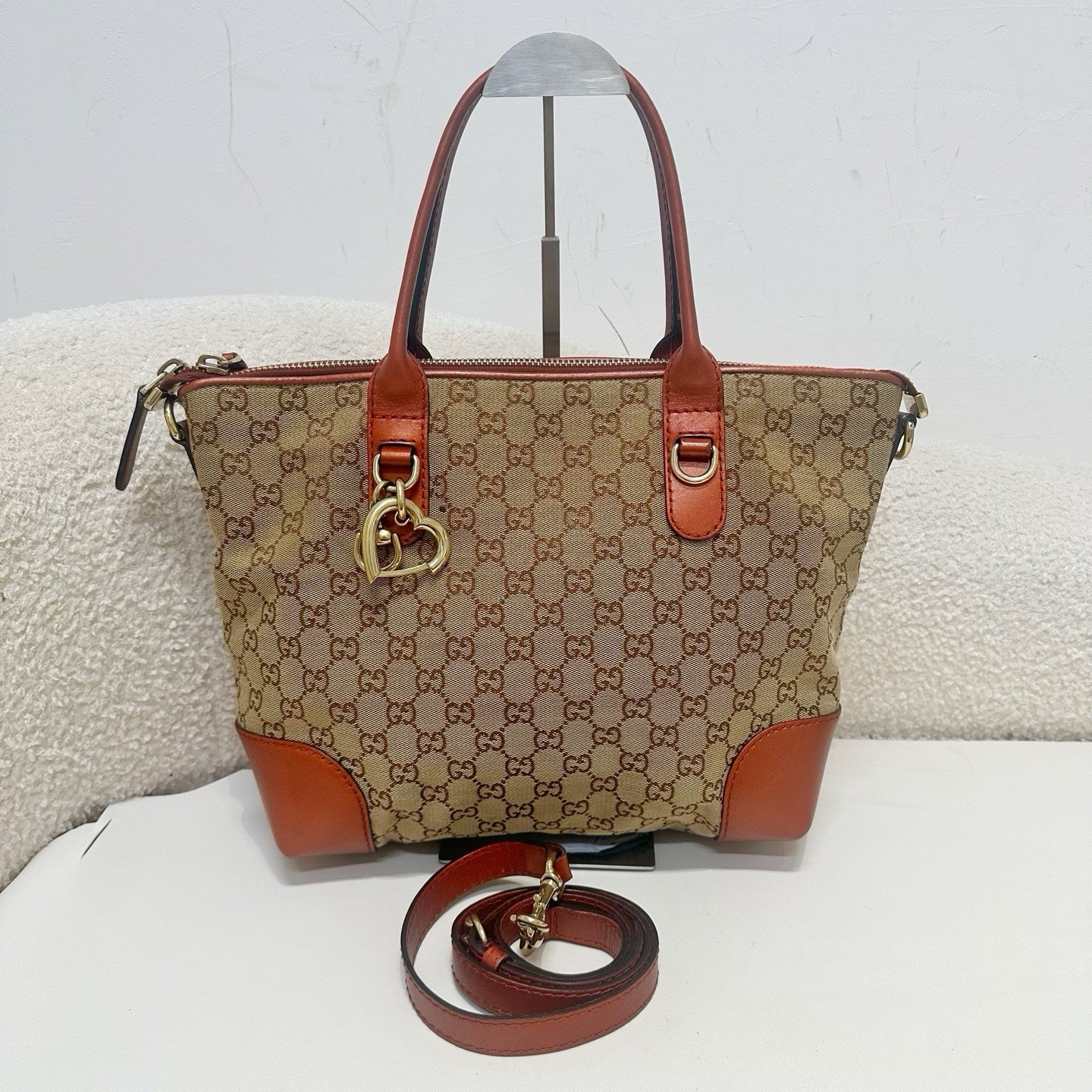 Gucci Old Flower Tote Bag Brown Coffee Color Size: 28×24×13