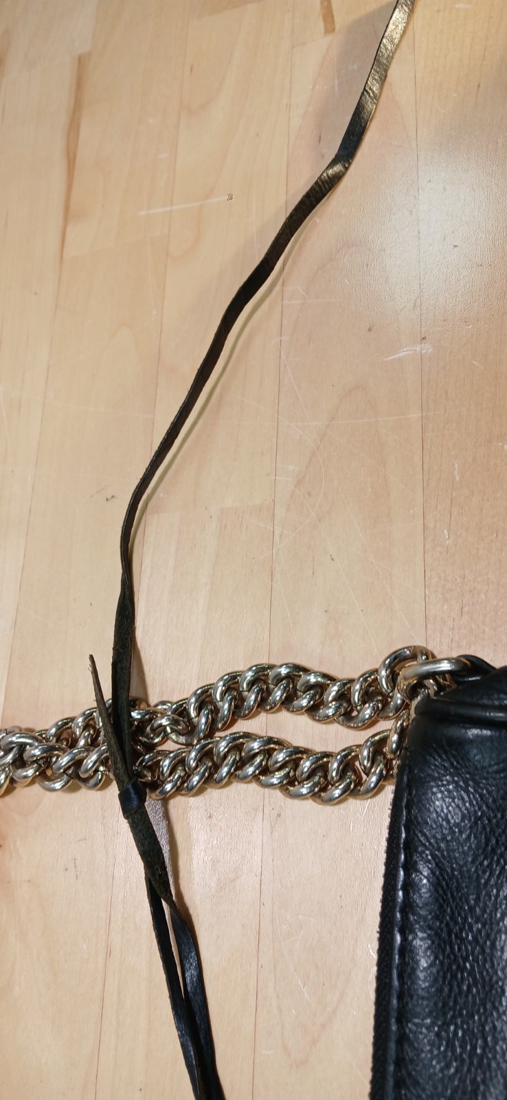 REBECCA MINKOFF MINI MAC BLACK LEATHER CROSSBODY – SHOULDER BAG GOLD CHAIN 9x6x2