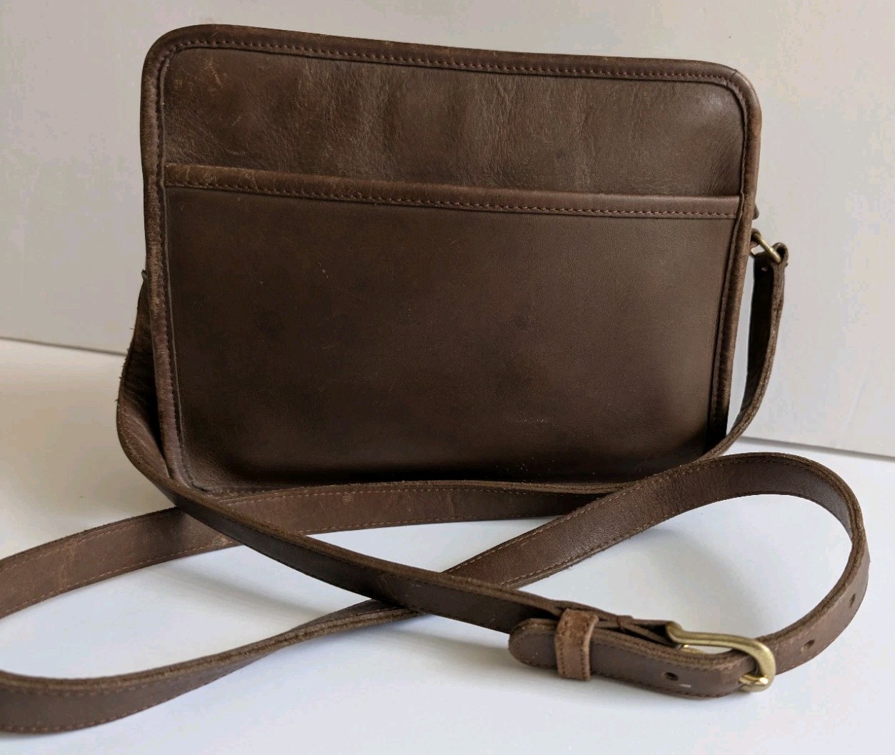 Coach Vintage Solid Crossbody Saddle Bag Zip Detachable Strap Brass Hardware NYC
