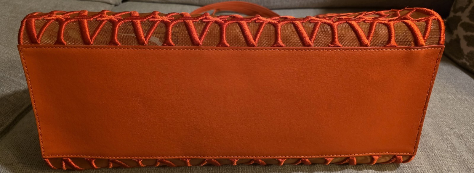VALENTINO Le Troisieme Mesh Canvas Tote Bag LB8 Goldfish (Rosso)