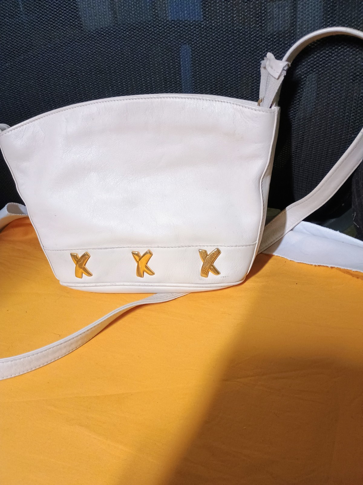 Vintage By Paloma Picasso IVORY Leather Gold Hardware Single Strap Crossbody Bag