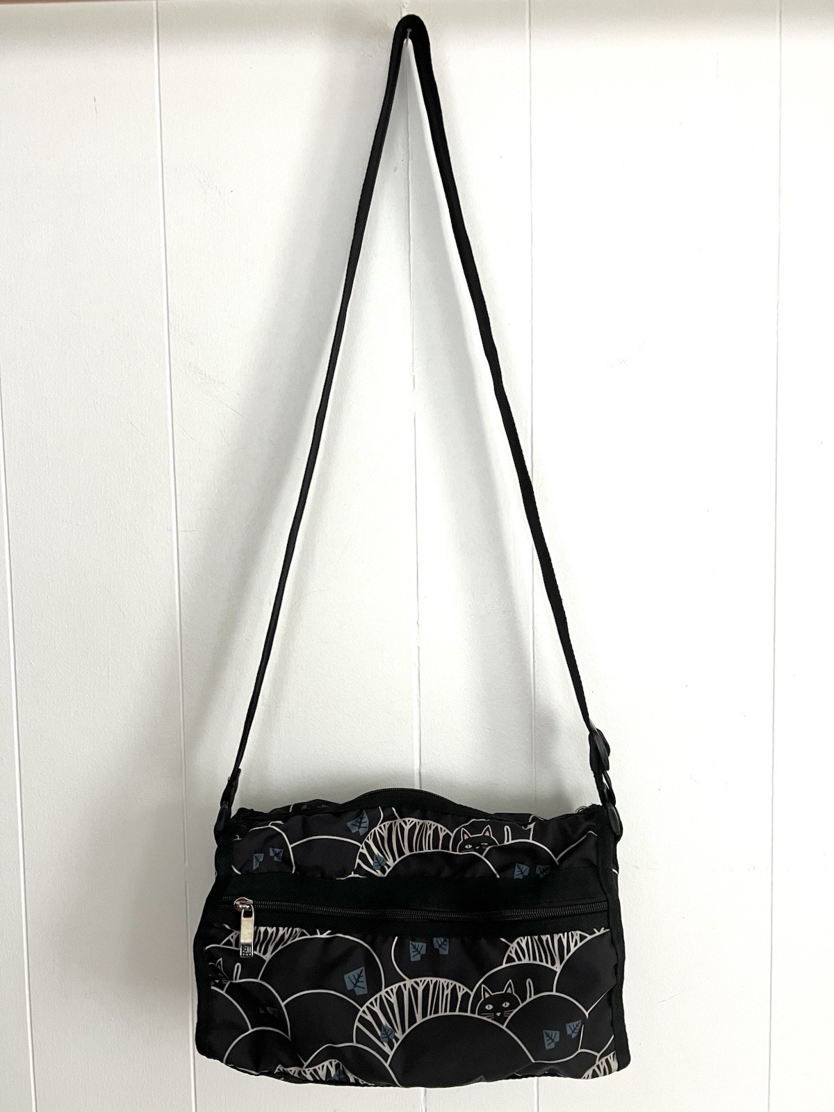 GAL Black Mod Cat Art Print Crossbody Bag Purse Nylon Travel Lightweight Vintage