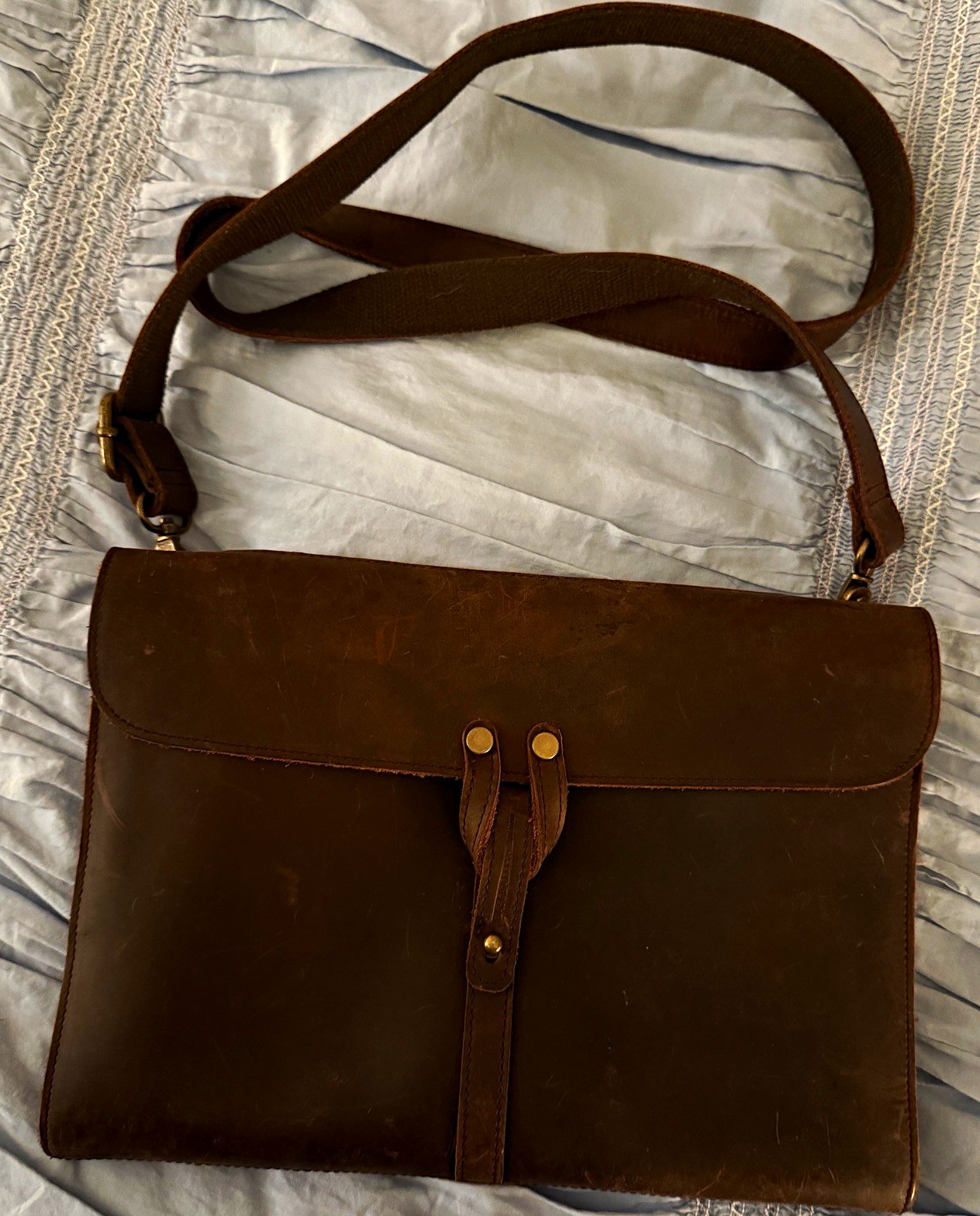 Baseballism Brown Shoulder Bag Zip Top Buckle Flap Logo, Inner Pockets