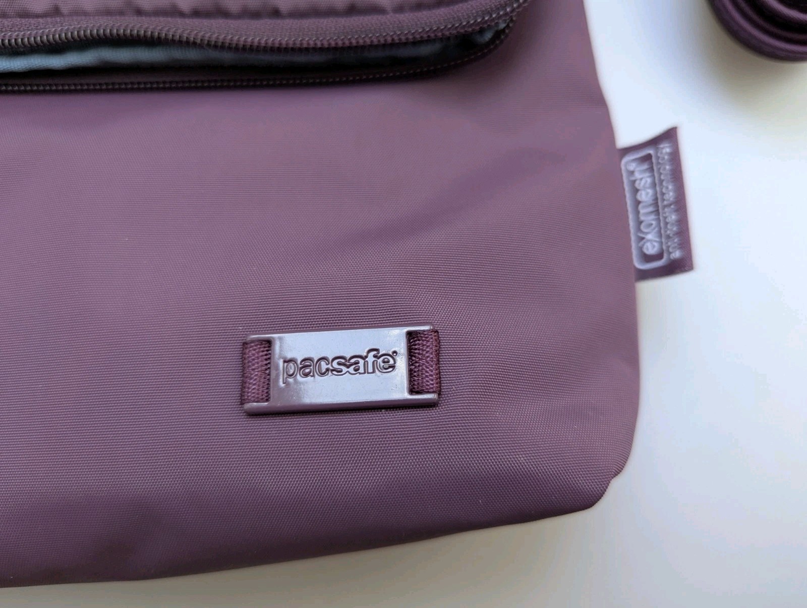 PACSAFE Citysafe 175 GII in Plum