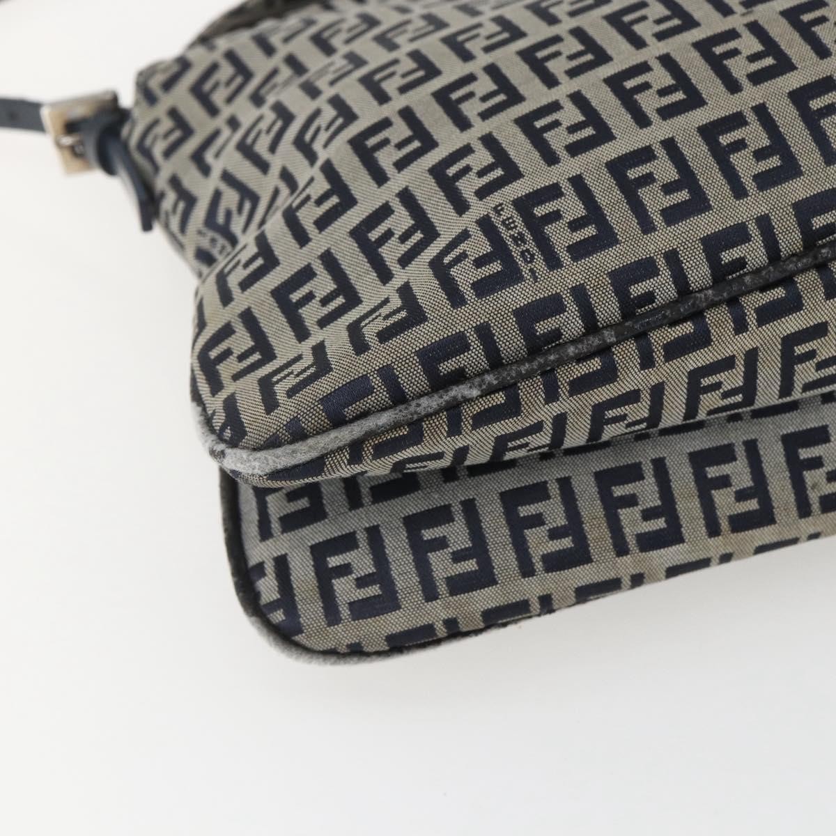 FENDI Zucchino Canvas Shoulder Bag Navy Silver Auth 159737