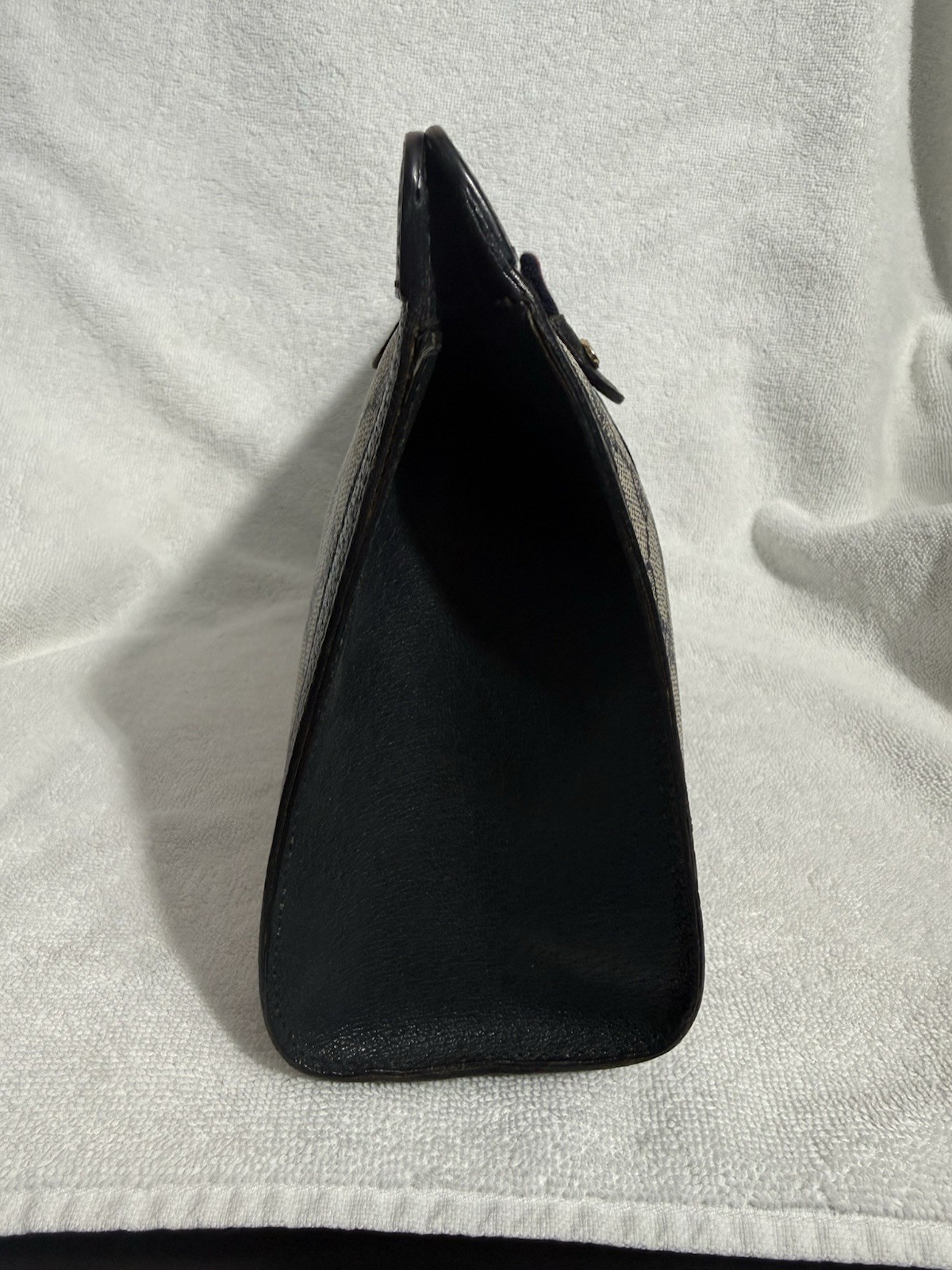 Gucci GG Monogram Vintage Medium Clutch Pouch Beige Snap, Inner Pockets Box