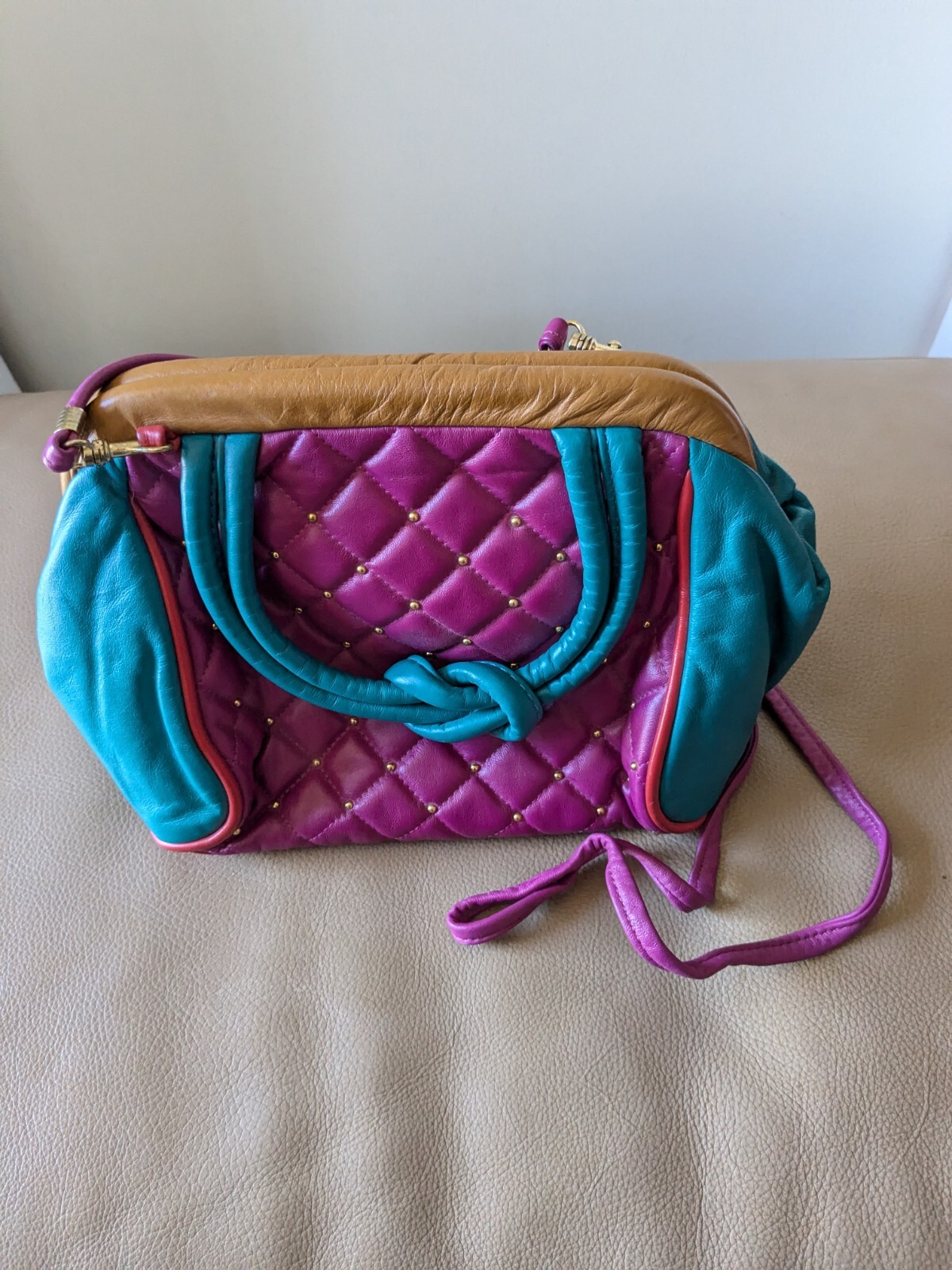 Vintage Genune Leather purse OHHI Ashley 9 H/7 W/4 1/2 D/ Strap 22 /Handles
