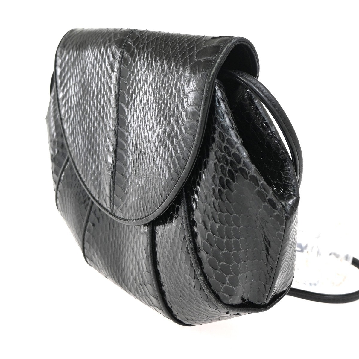 YVES SAINT LAURENT YSL Shoulder Crossbody Bag Embossed Leather Black 63ZA203