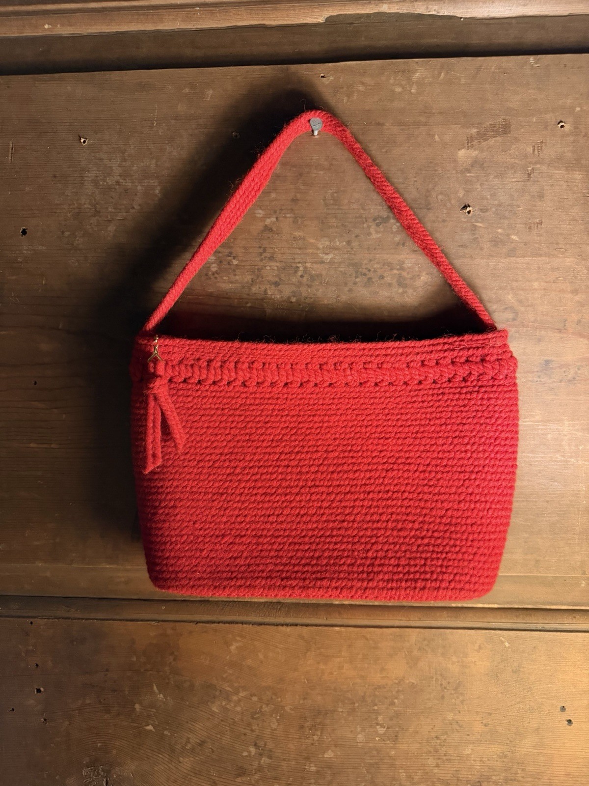 Red Handmade Knit Shoulder Bag Zip Closure Strap Accent Gold Hardware