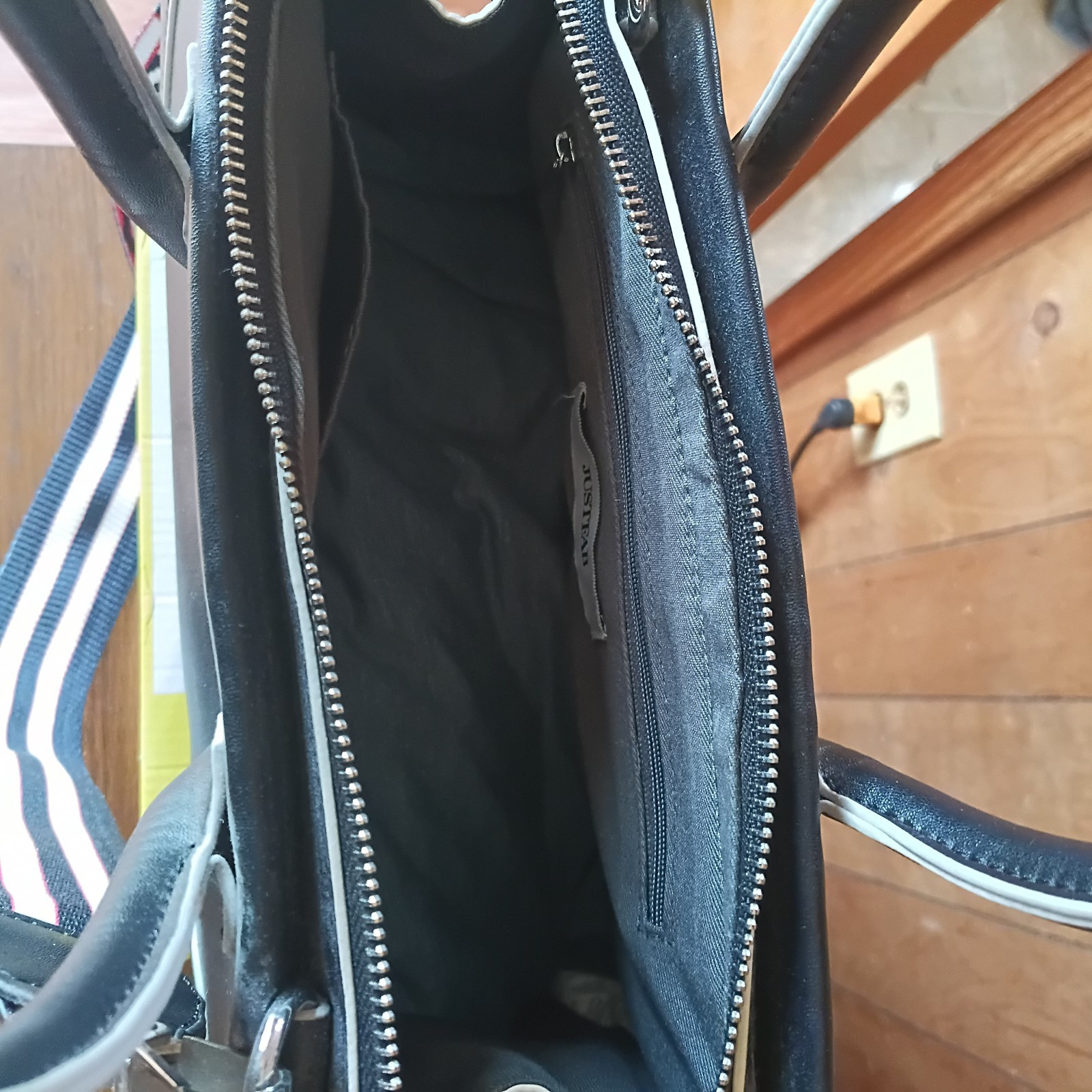JustFab Black Structured Satchel Handbag Top Handle w/ Crossbody Strap – New