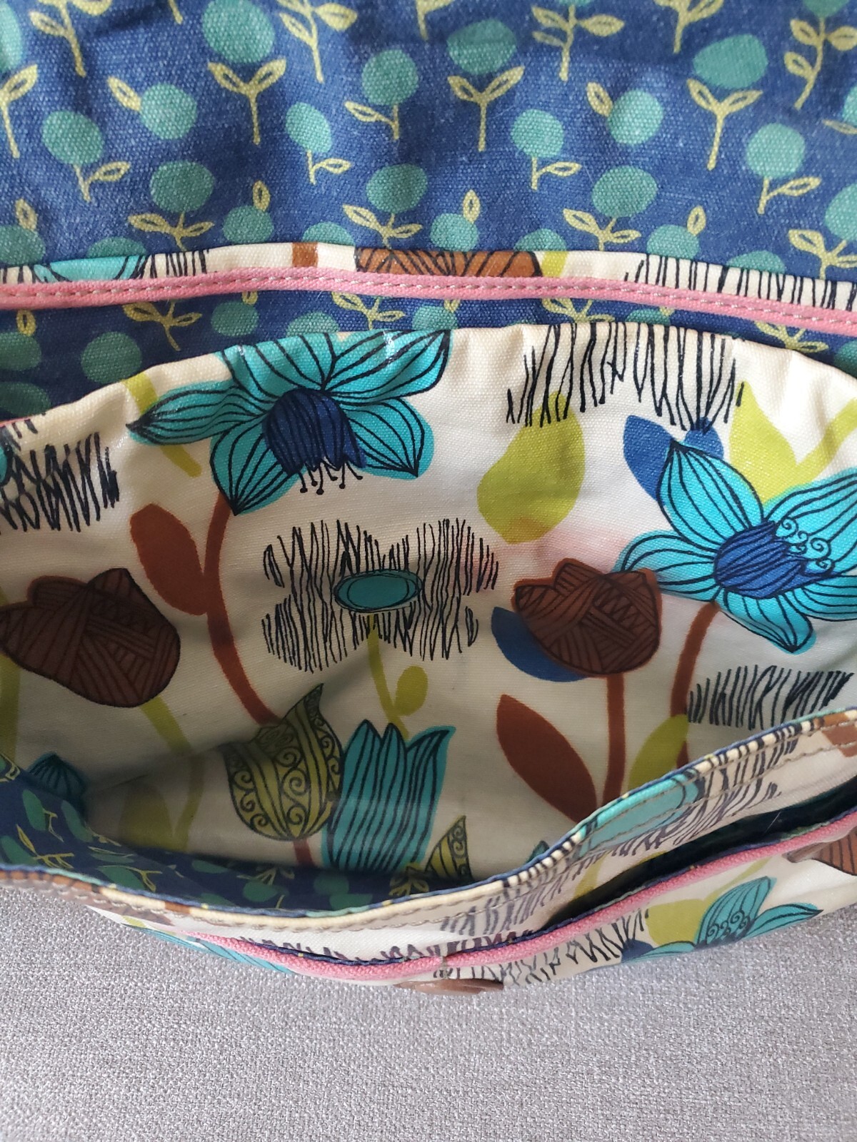 Y2K Fossil Key-Per Coated Canvas Messenger Bag