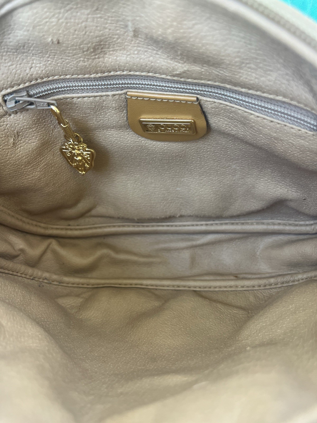 VTG Authentic Gucci GG Crossbody Bag
