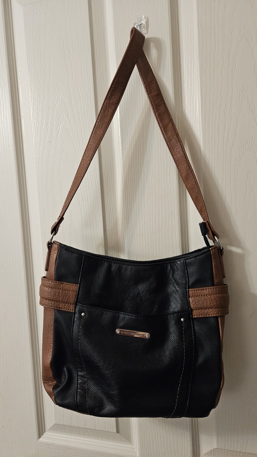 Stone Mountain Black Brown Zip Shoulder Bag Silver Hardware Pockets