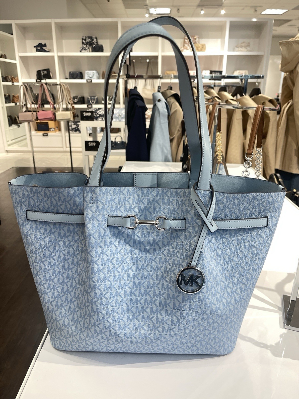 MICHAEL KORS Carson Large Signature Logo Tote Bag pale ocean NWT