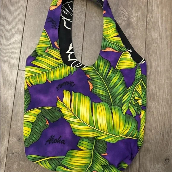 Hawaiian Reversible Tote Bag Local Design – black & white / purple &green sku56