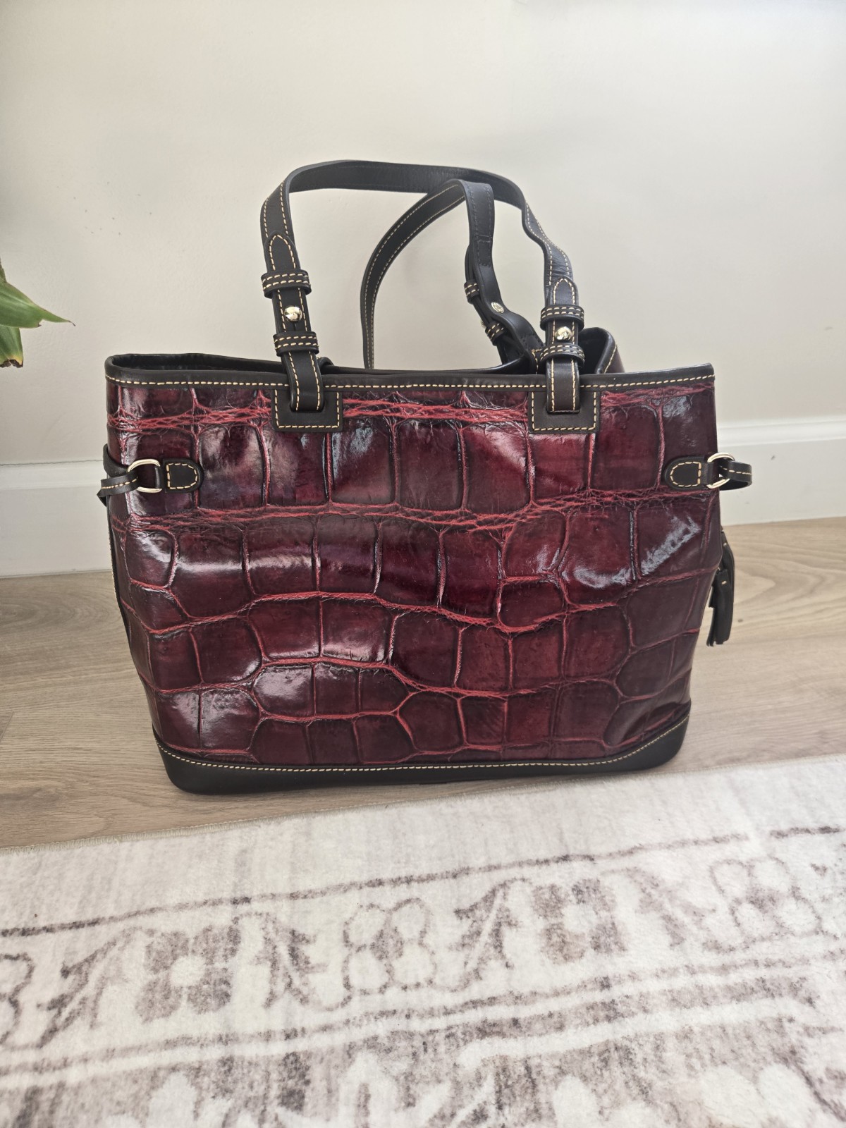 Dooney Bourke Croco Embossed Leather Satchel Purple Burgundy Luxury Bag Purse