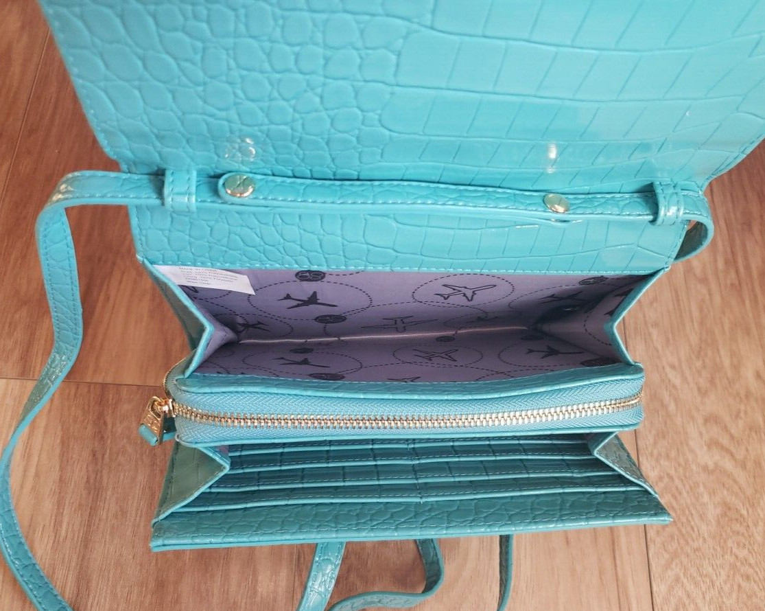 Samantha Brown To-Go Faux Croco Wallet Crossbody Turquoise NWT