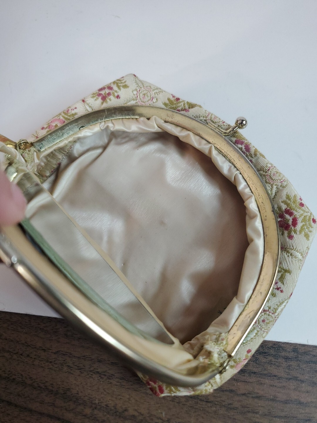 Vintage Clutch Purse CELEBRITY Floral Tapestry Metal Clasp vanity Mirror 70s USA