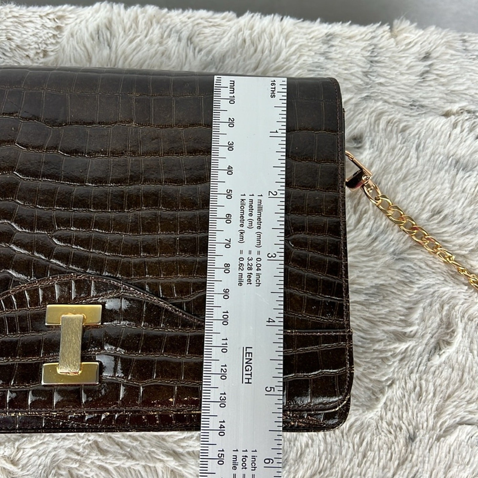 Bienen Davis Vintage Croc Embossed Structured Flap Bag Gold Chain Old Money
