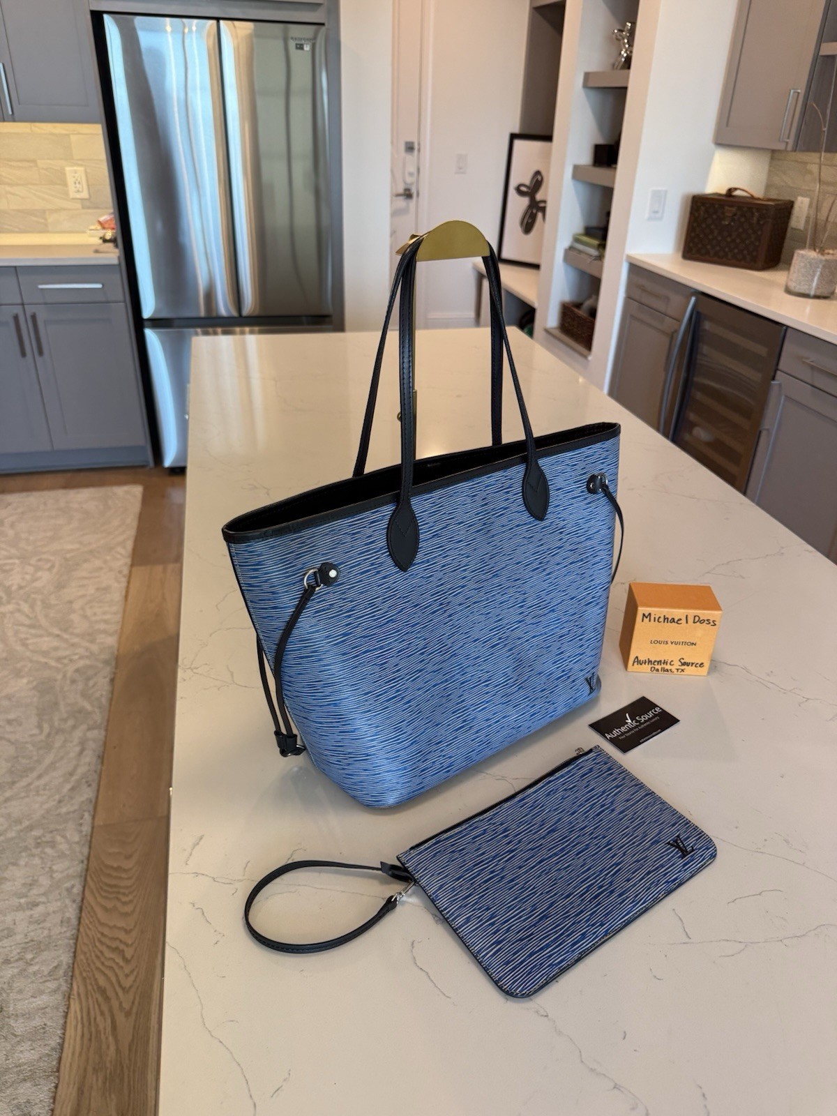 Louis Vuitton Neverfull MM Epi Blue/Black Tote Bag w/ Pouch & Strap