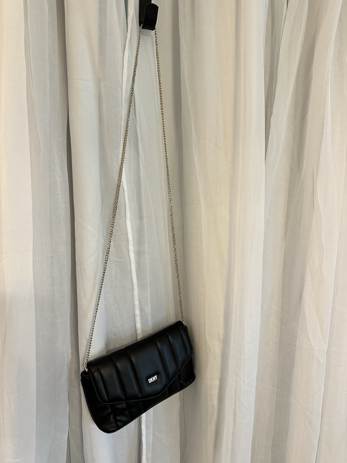 DKNY Black Quilted Shoulder Bag With Gold Chain Strap