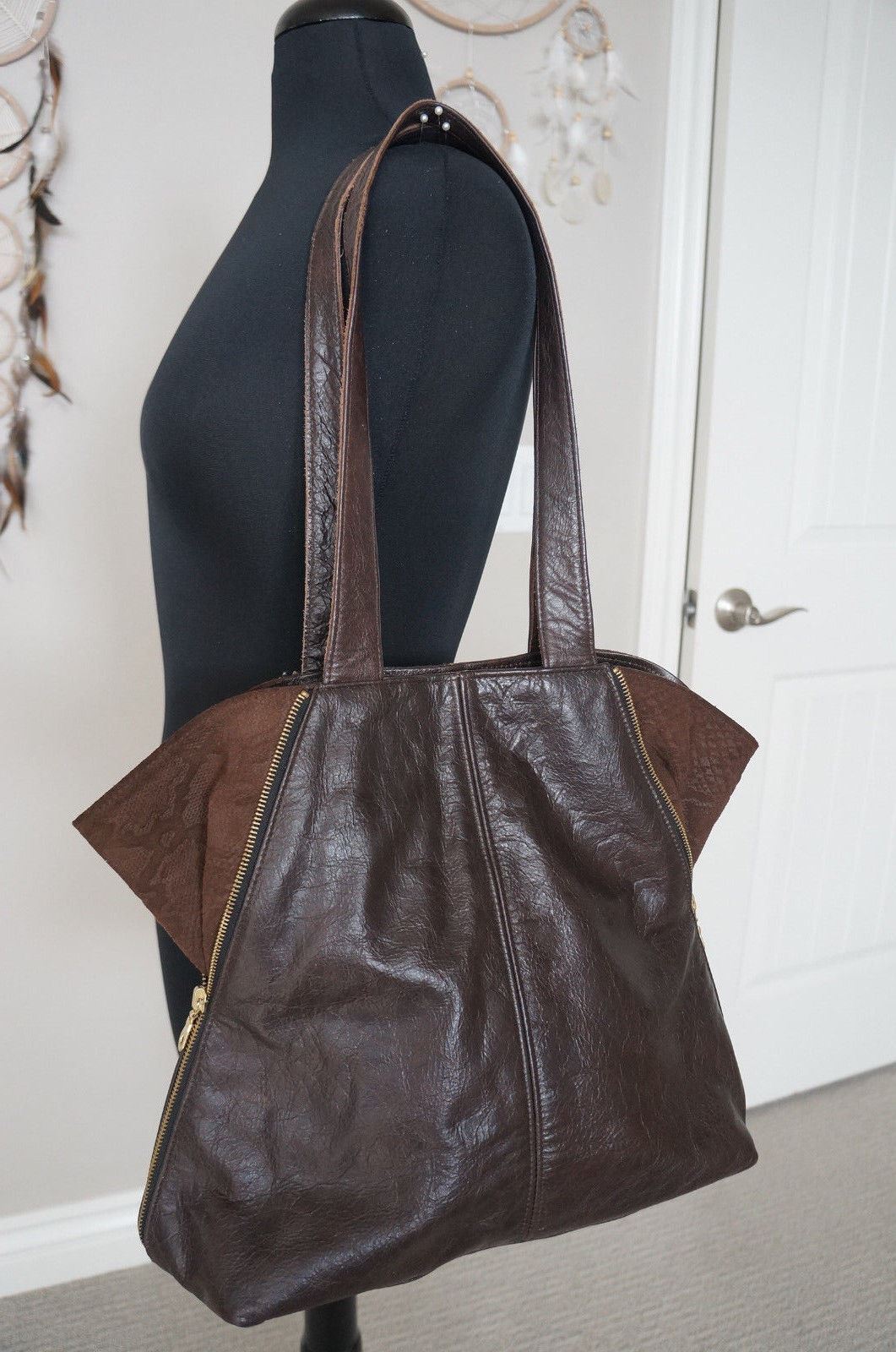 NEW JJ Winters Brown Leather Side Zipper ADJUSTABLE Medium Large Tote Hobo Bag