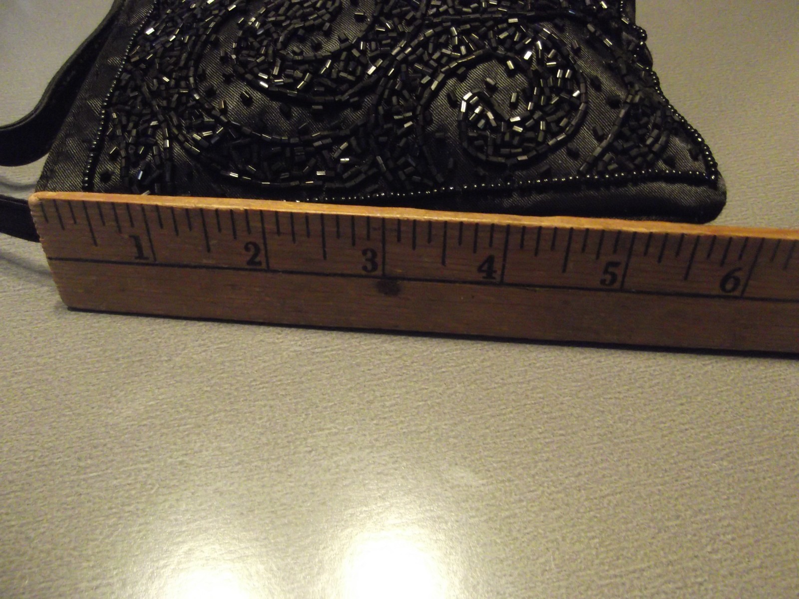 Black Mini Sequined Purse 6″in x 6″in