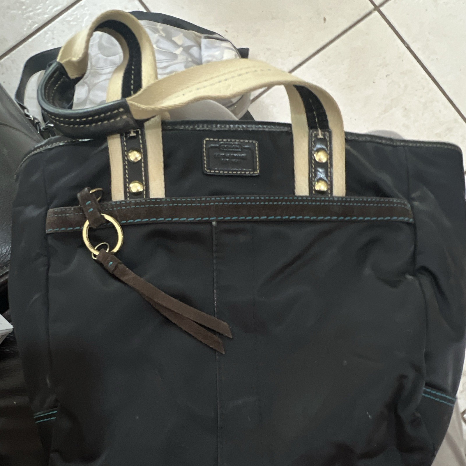Marc Jacobs Large Black Graphic Tote Zip Top Beige Double Handles Gold Hardware
