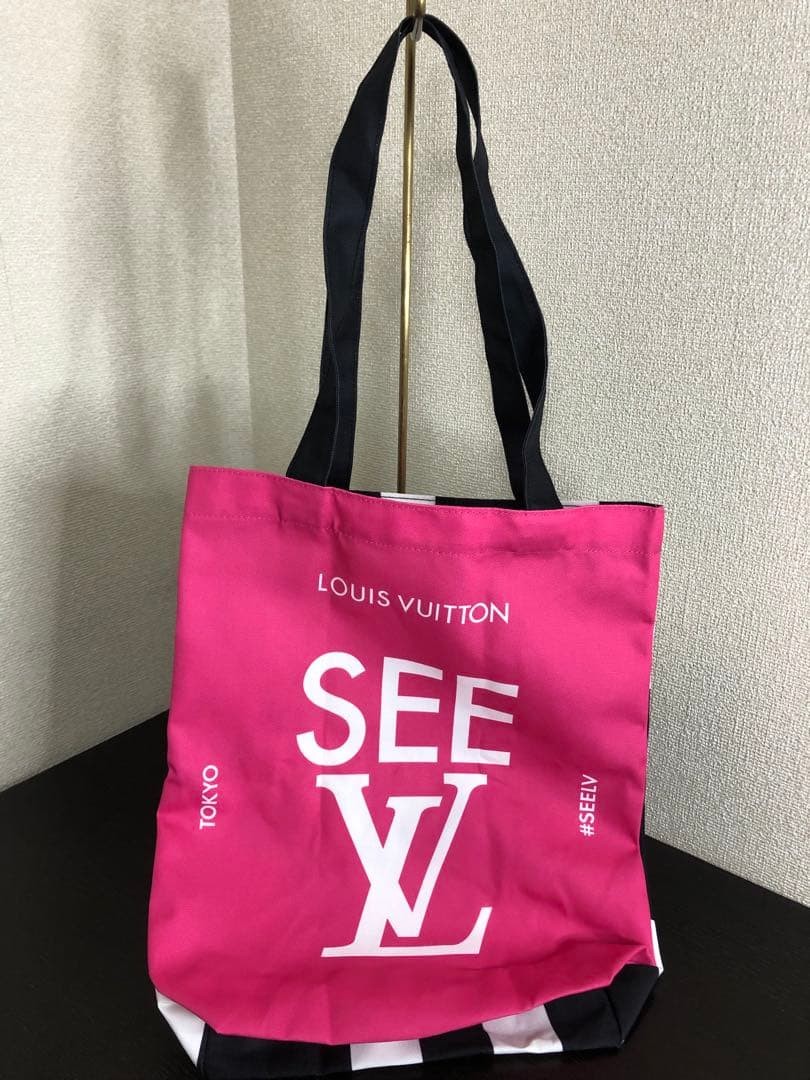 Louis Vuitton SEE LV TOKYO Novelty Tote bag Canvas black white pink.Japan only.