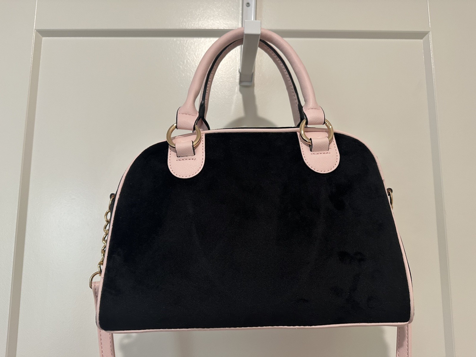 NWT Juicy Couture Urban Heritage Bowler Bag Black Velour Pink Trim and Heart