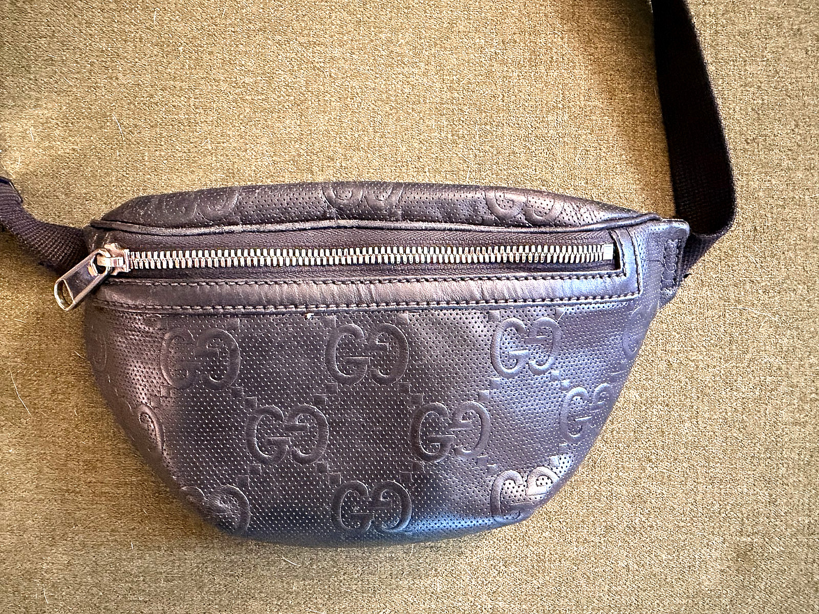 Gucci 645093 2020 GG Tennis Embossed Calfskin Belt Bag Black Used