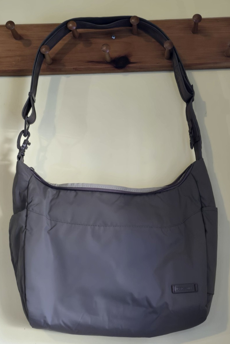 Pacsafe Crossbody Bag Citysafe 200 Travel Security Shoulder Bag Taupe NWOT