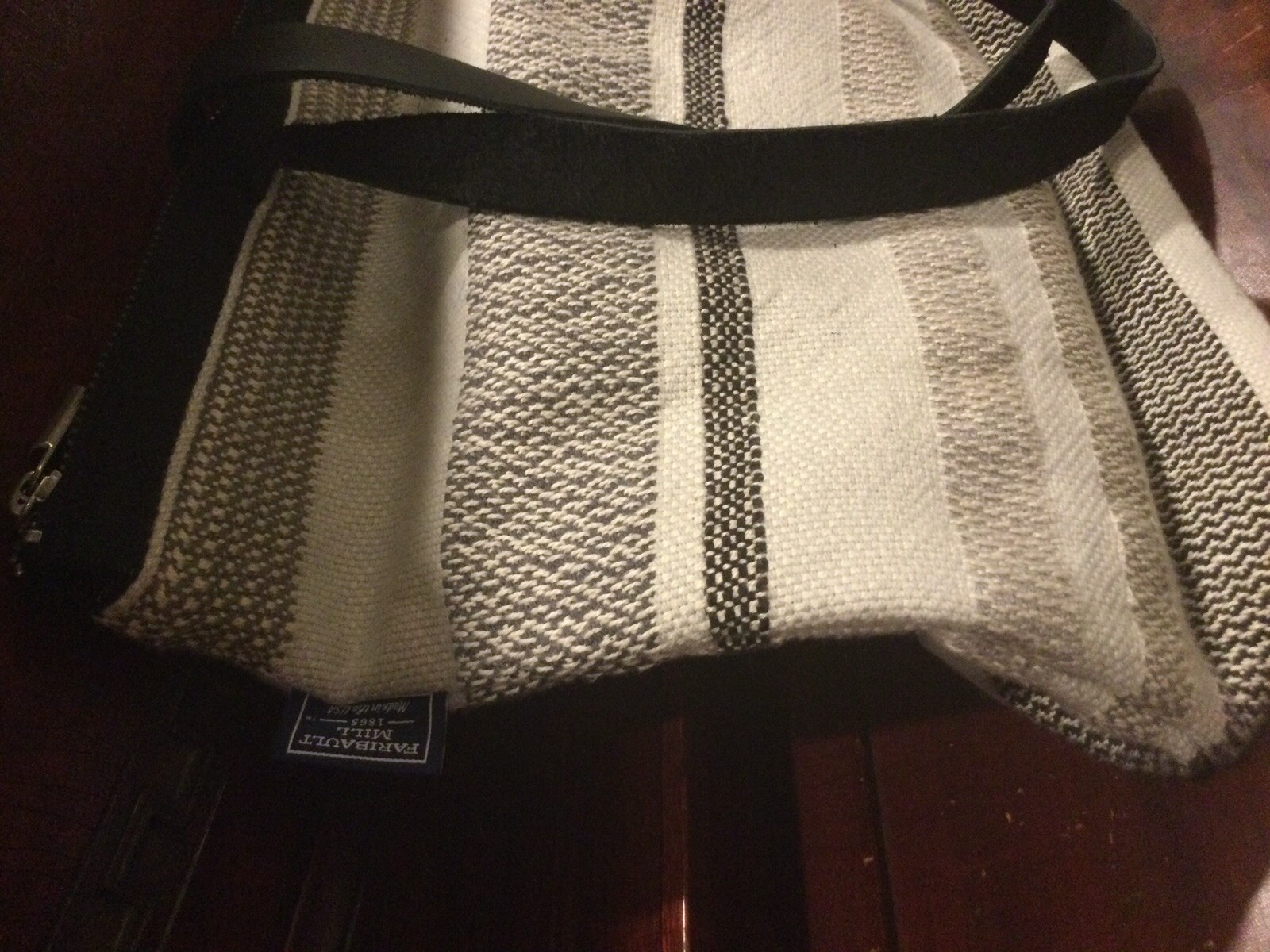 Vintage FARIBAULT MILL 18651️⃣8️⃣6️⃣5️⃣👜TOTE BAG🧶Black/Beige/Gray Knit🤐Zip🆕