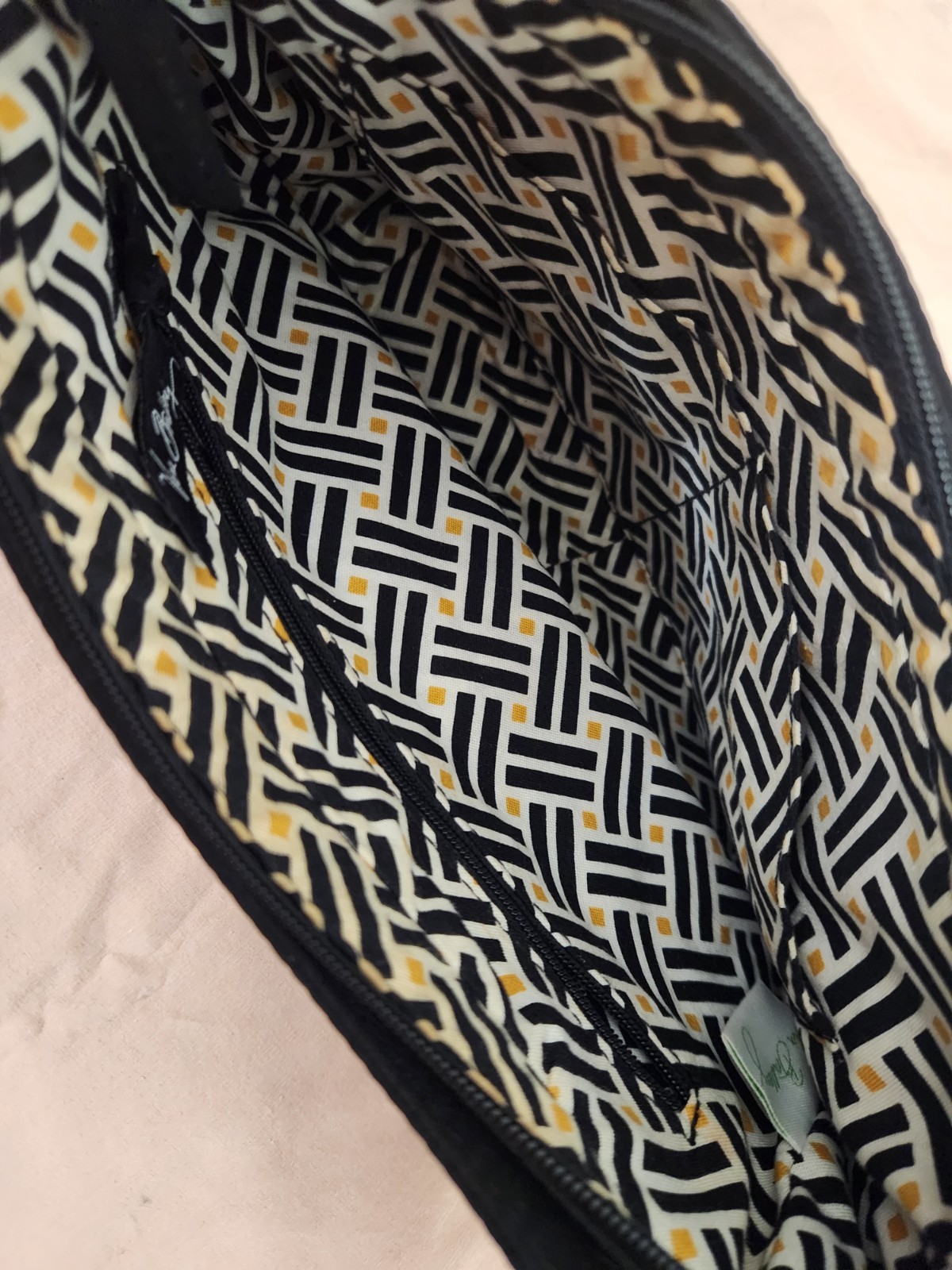 Vera Bradley Solid Black Quilted Purse Handbag Lined Lightweight Microfiber GUC